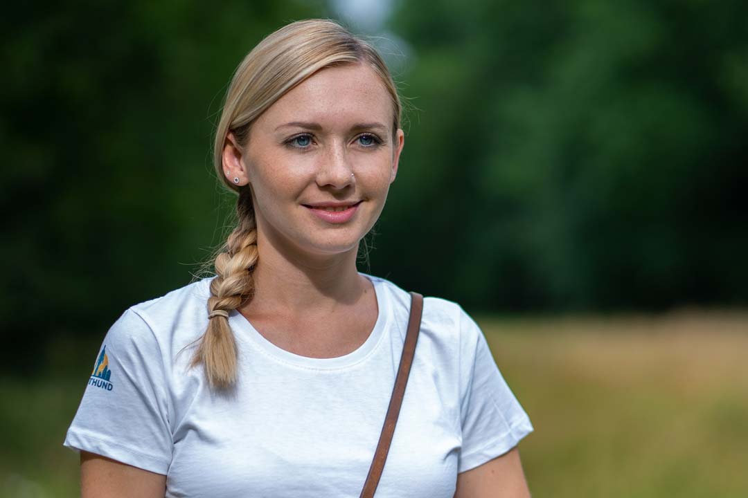 Hundetrainerin Nici mit Hund Leo von Stadthund